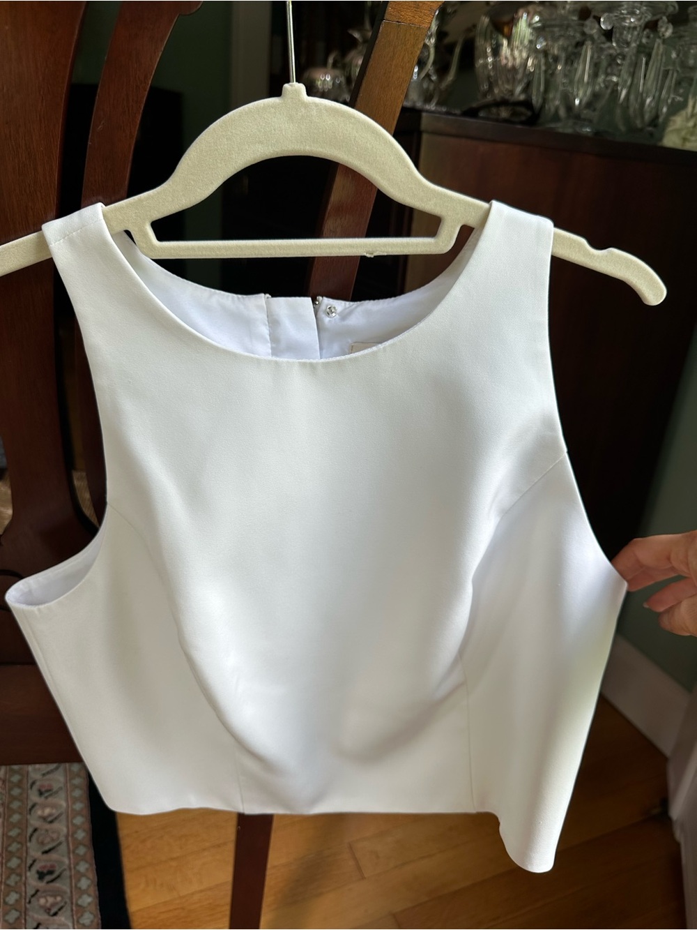 Aidan Mattox White Sleeveless Cropped Shell Top